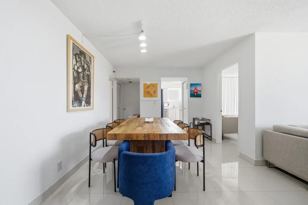 3300 192nd Street NE Aventura FL 33180