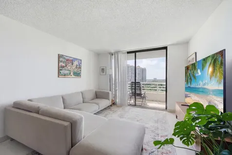 3300 192nd Street NE Aventura FL 33180