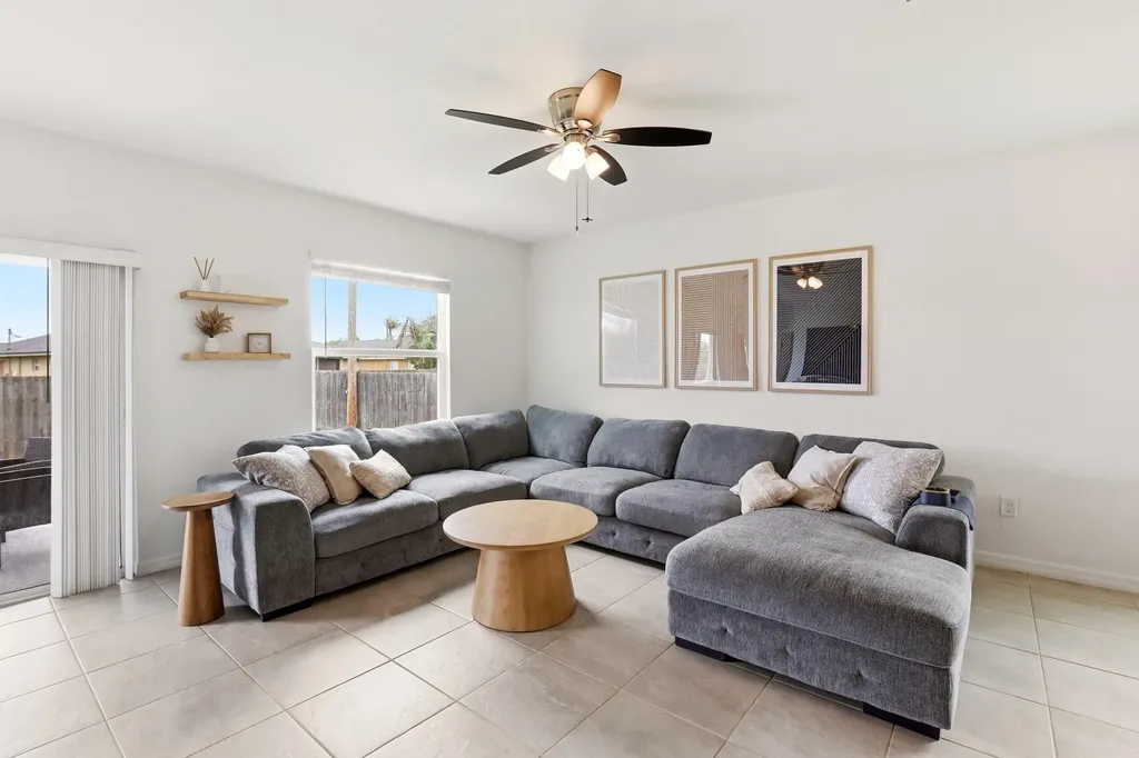1158 SW Del Rio Port St Lucie FL 34953