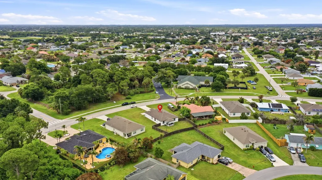 1158 SW Del Rio Port St Lucie FL 34953