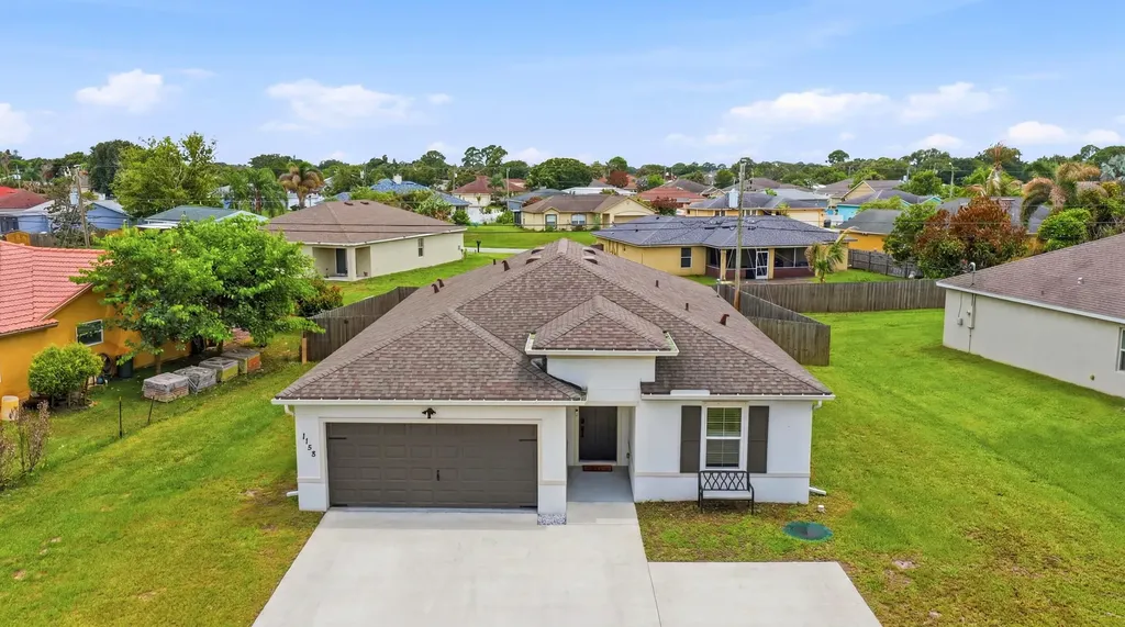 1158 SW Del Rio Port St Lucie FL 34953
