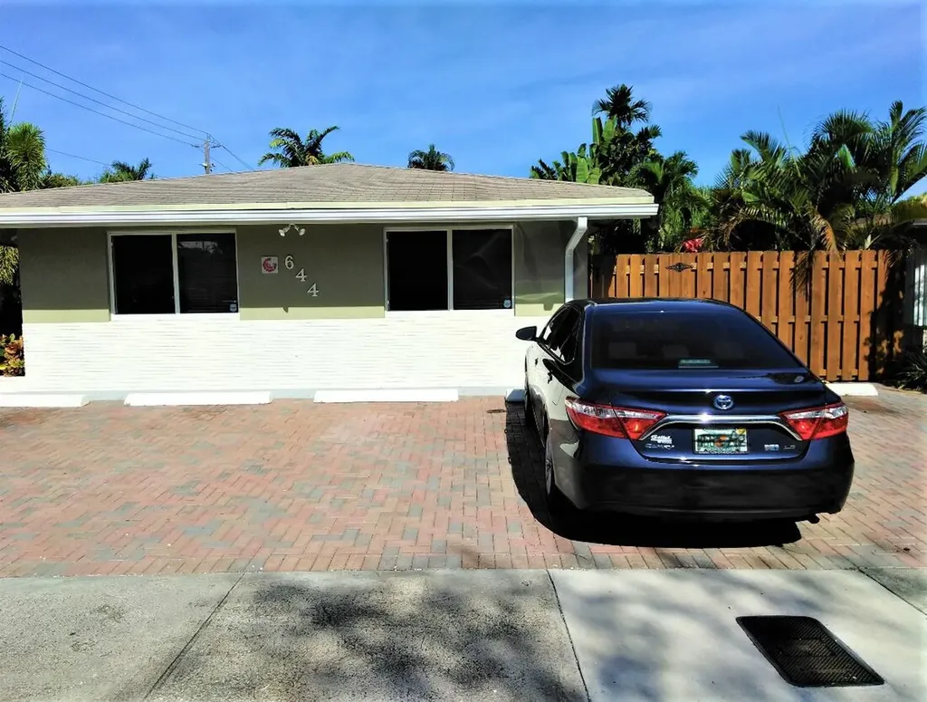 644 NE 16th Avenue Fort Lauderdale FL 33304