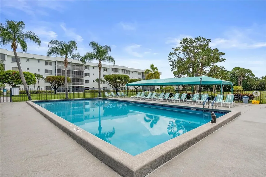6698 N 10th Avenue N Lake Worth FL 33467