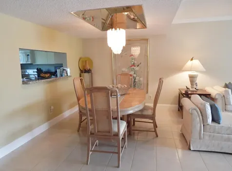 6698 N 10th Avenue N Lake Worth FL 33467