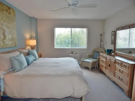 6698 N 10th Avenue N Lake Worth FL 33467