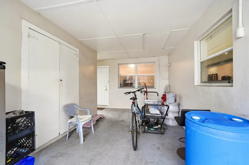 1431 NE 32nd Street Pompano Beach FL 33064