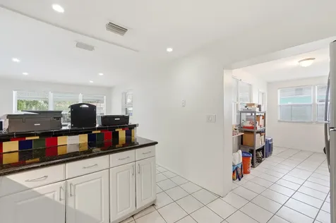 1431 NE 32nd Street Pompano Beach FL 33064