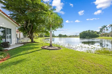 980 Bel Aire Drive West Pembroke Pines FL 33027