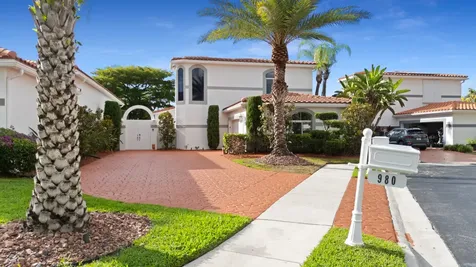 980 Bel Aire Drive West Pembroke Pines FL 33027