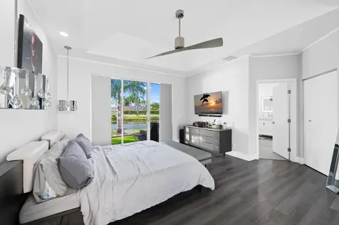 980 Bel Aire Drive West Pembroke Pines FL 33027