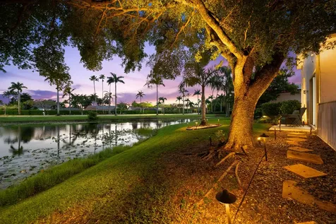 980 Bel Aire Drive West Pembroke Pines FL 33027