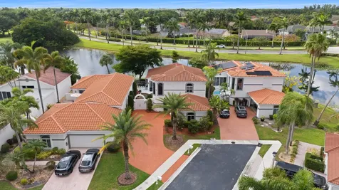 980 Bel Aire Drive West Pembroke Pines FL 33027
