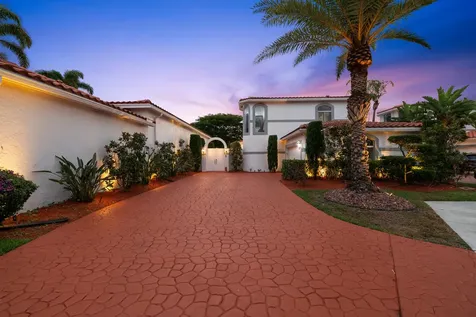 980 Bel Aire Drive West Pembroke Pines FL 33027
