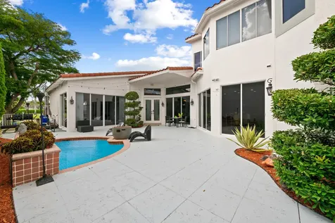 980 Bel Aire Drive West Pembroke Pines FL 33027