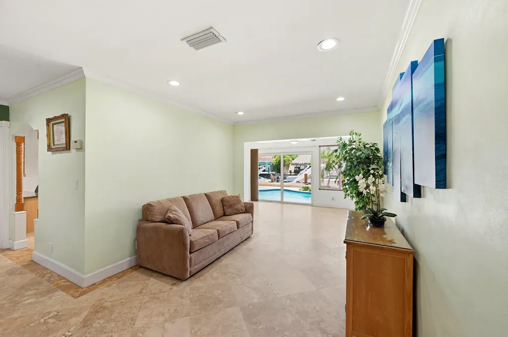390 SE 12th Avenue Pompano Beach FL 33060