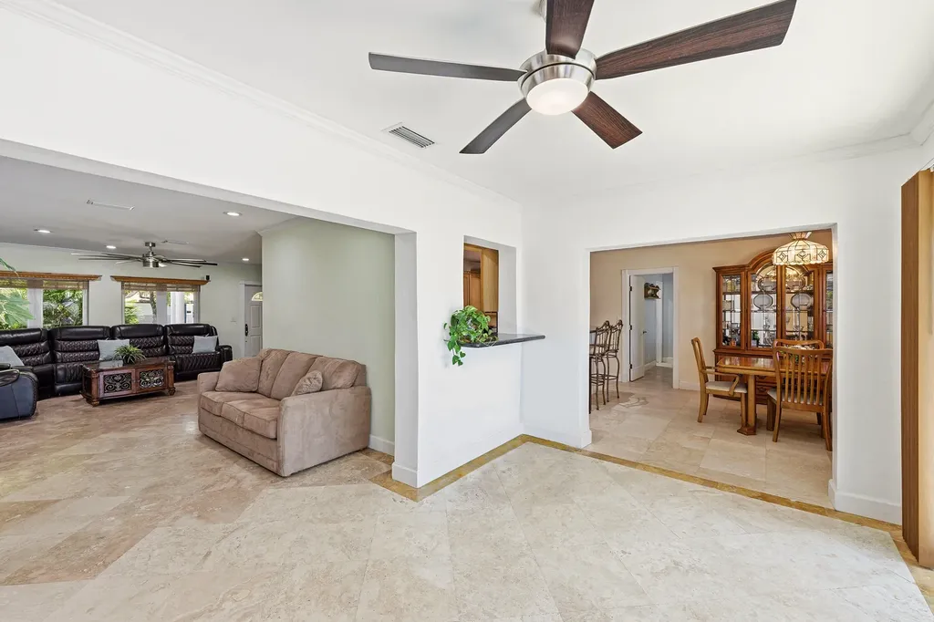 390 SE 12th Avenue Pompano Beach FL 33060