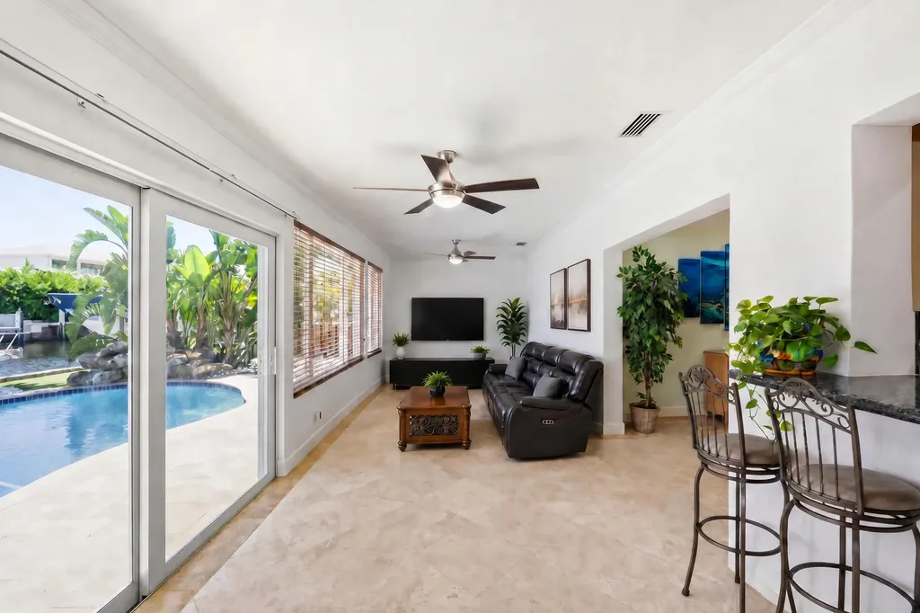 390 SE 12th Avenue Pompano Beach FL 33060