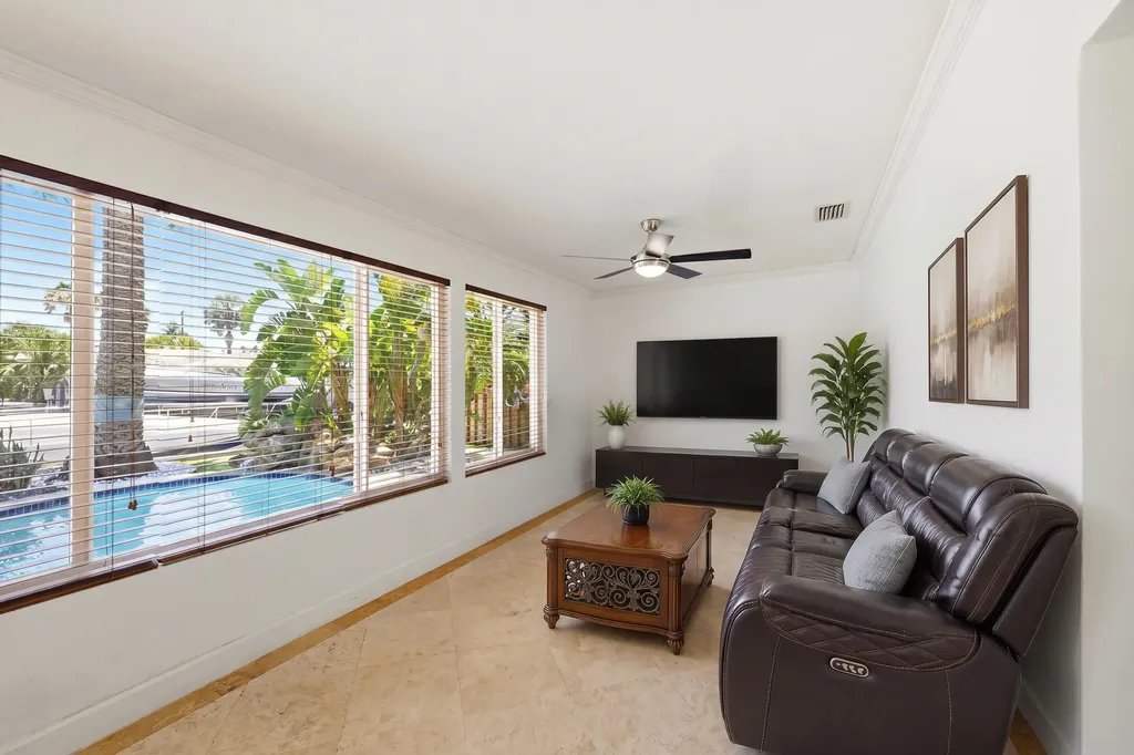 390 SE 12th Avenue Pompano Beach FL 33060