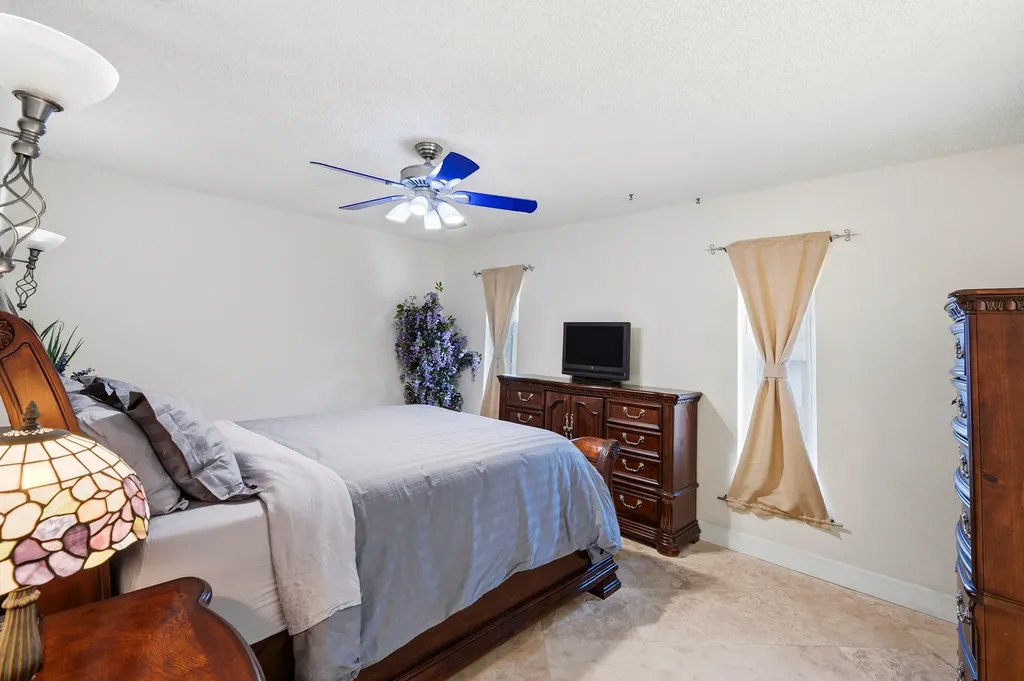 390 SE 12th Avenue Pompano Beach FL 33060