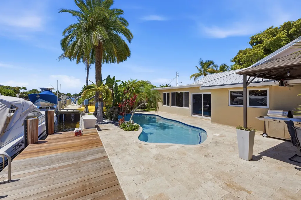 390 SE 12th Avenue Pompano Beach FL 33060