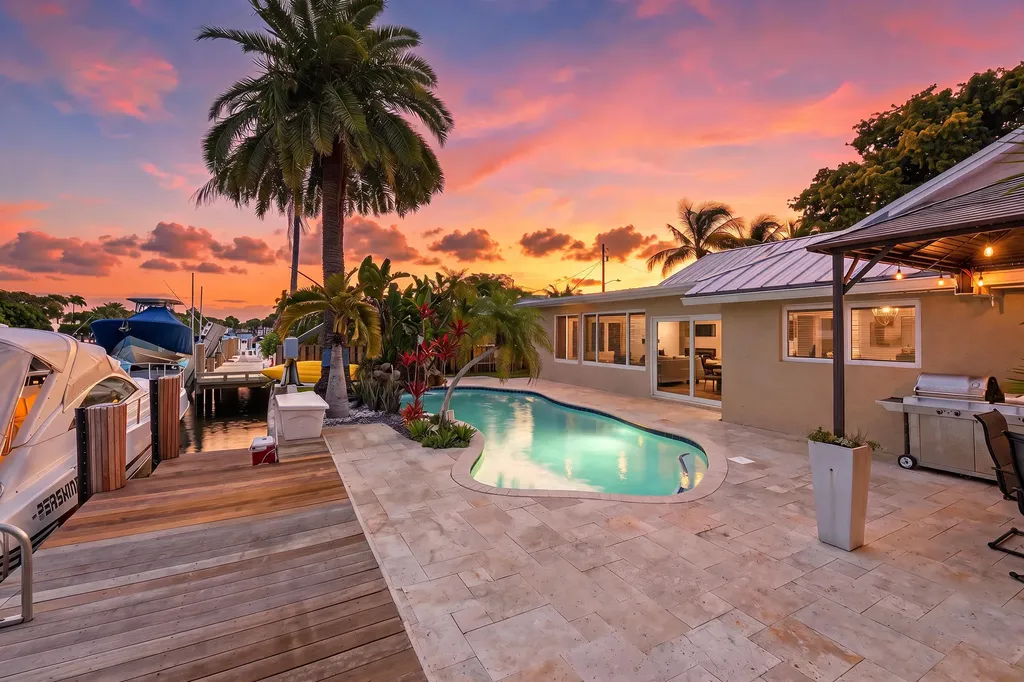 390 SE 12th Avenue Pompano Beach FL 33060
