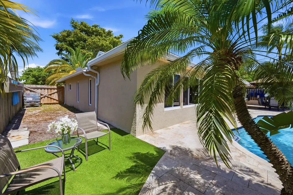 390 SE 12th Avenue Pompano Beach FL 33060