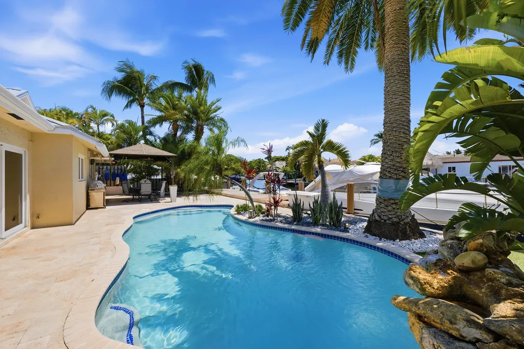 390 SE 12th Avenue Pompano Beach FL 33060
