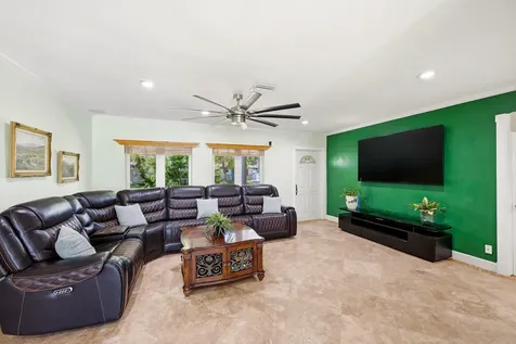 390 SE 12th Avenue Pompano Beach FL 33060