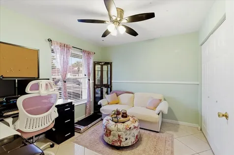 970 SW 111th Way Davie FL 33324