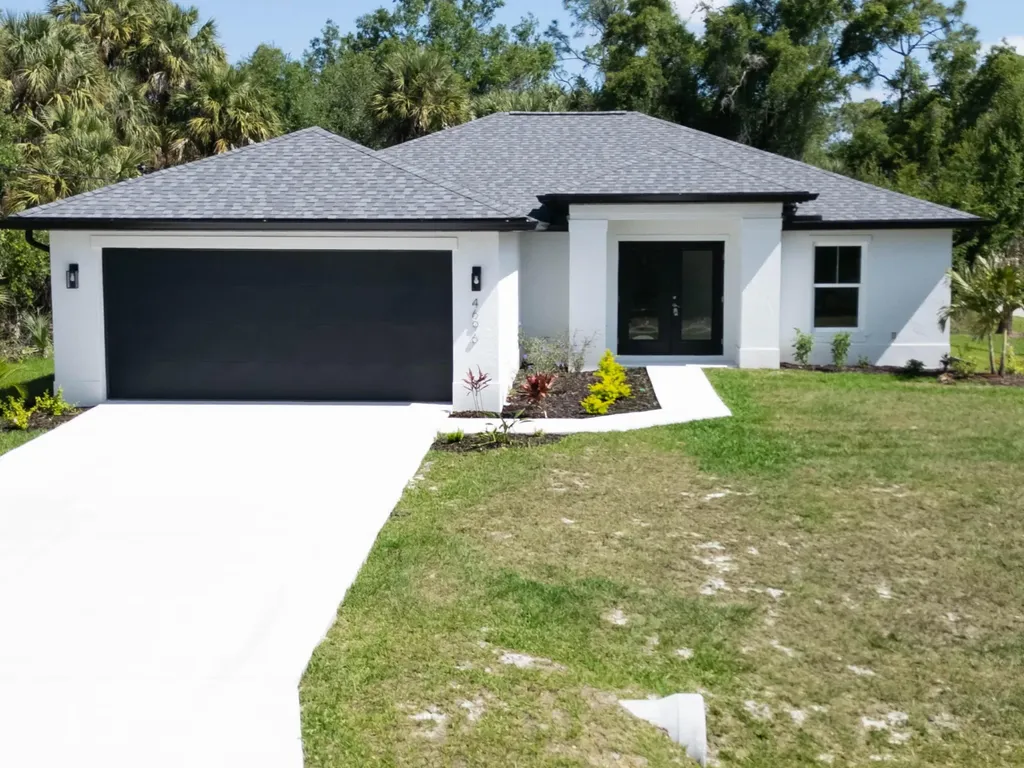 4696 April Avenue North Port FL 34288