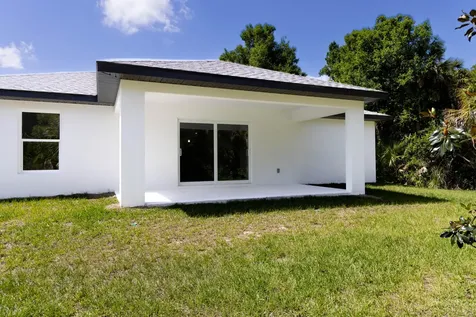 4696 April Avenue North Port FL 34288