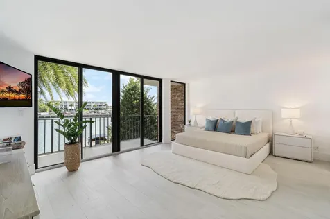 1800 S Ocean Drive Fort Lauderdale FL 33316