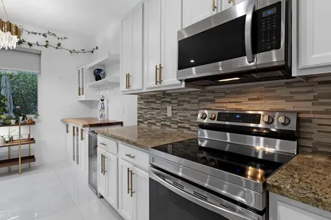 732 SE 2nd Street Pompano Beach FL 33060