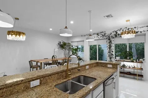 732 SE 2nd Street Pompano Beach FL 33060