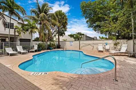 732 SE 2nd Street Pompano Beach FL 33060