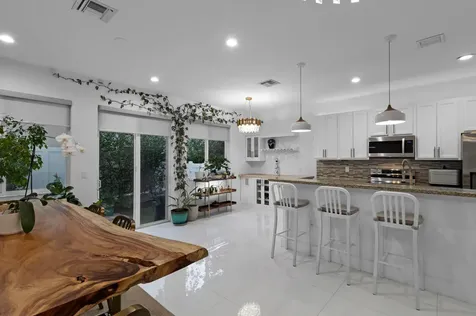 732 SE 2nd Street Pompano Beach FL 33060