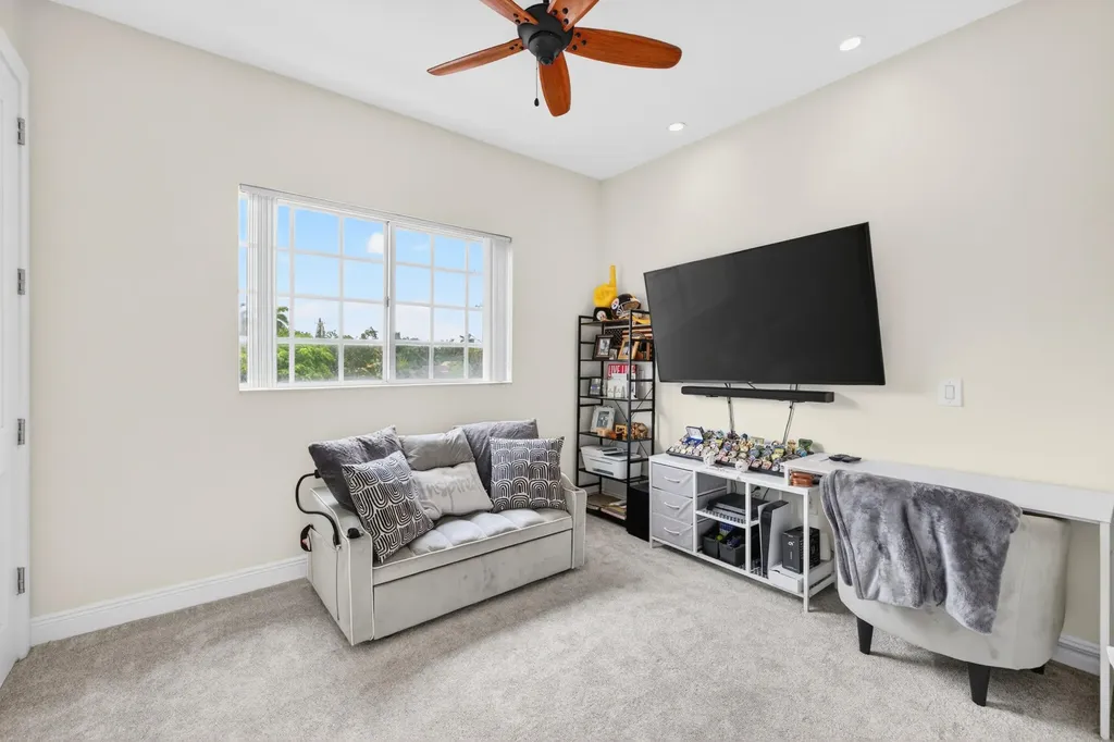 825 SW 12th Street Fort Lauderdale FL 33315