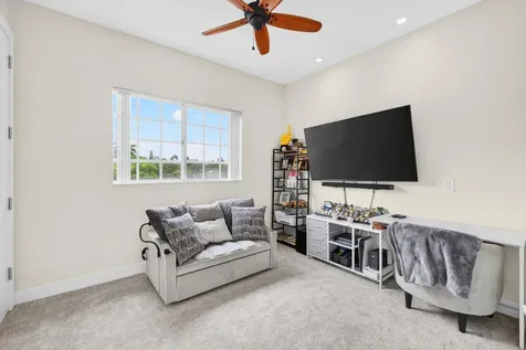 825 SW 12th Street Fort Lauderdale FL 33315