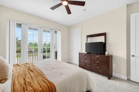 825 SW 12th Street Fort Lauderdale FL 33315