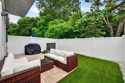 825 SW 12th Street Fort Lauderdale FL 33315