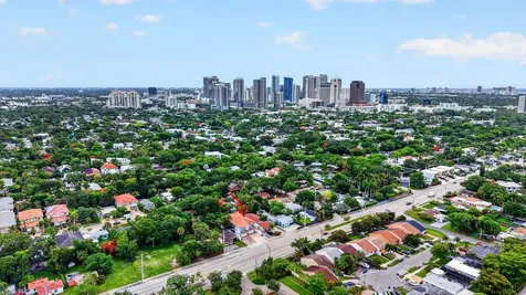 825 SW 12th Street Fort Lauderdale FL 33315