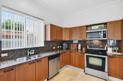 825 SW 12th Street Fort Lauderdale FL 33315