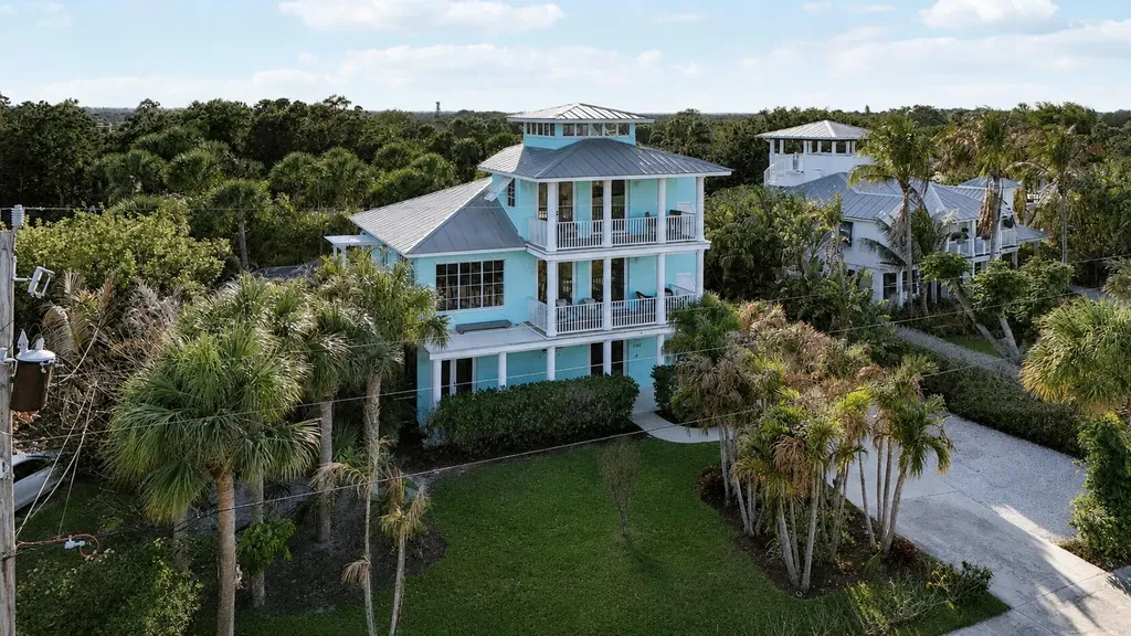3392 NE Skyline Drive Jensen Beach FL 34957