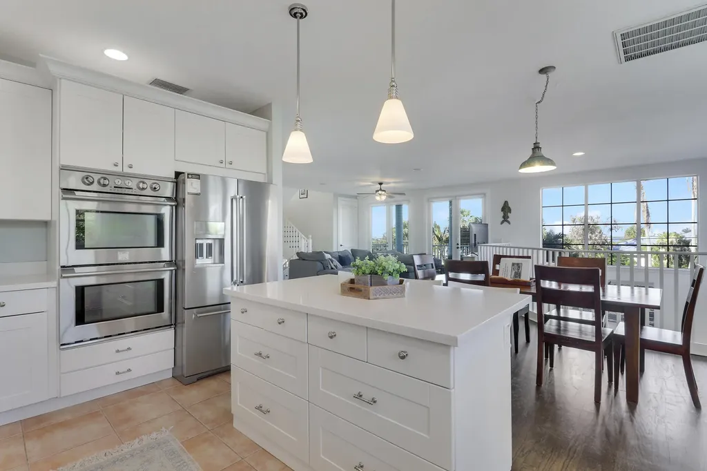 3392 NE Skyline Drive Jensen Beach FL 34957