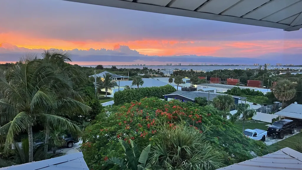 3392 NE Skyline Drive Jensen Beach FL 34957