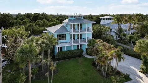 3392 NE Skyline Drive Jensen Beach FL 34957