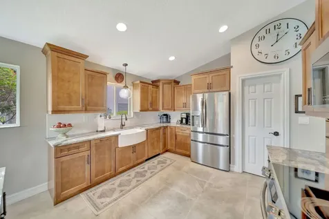 5705 NW 48th Court Coral Springs FL 33067