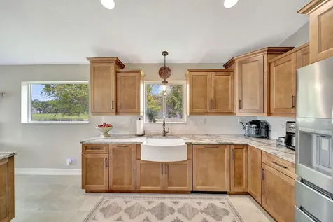 5705 NW 48th Court Coral Springs FL 33067