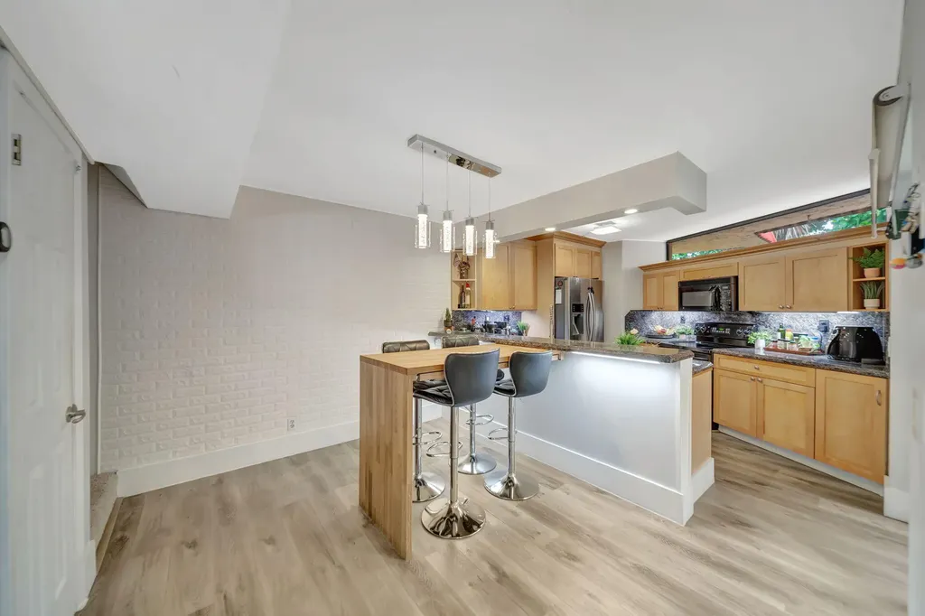 8105 Severn Drive Boca Raton FL 33433