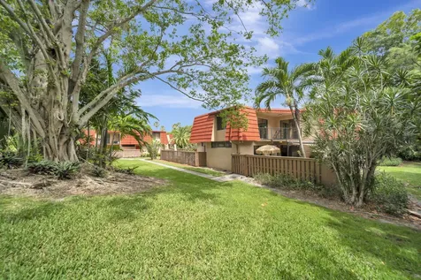 8105 Severn Drive Boca Raton FL 33433